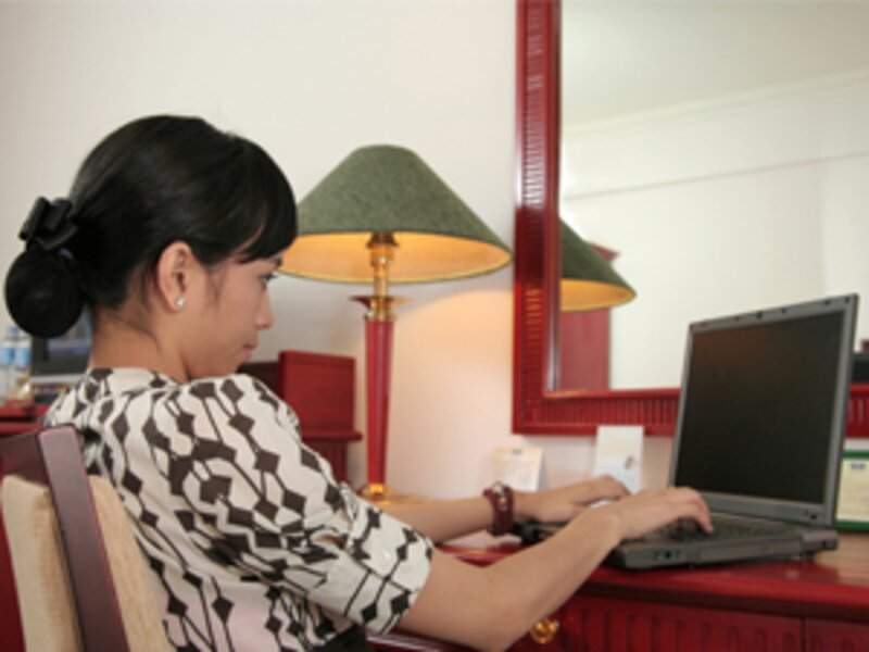 Industry underestimating power of good, free Wi-Fi in hotels, WTM debate told