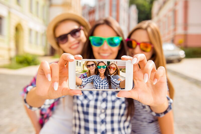 Revealed – The deadly risks travellers take to get the perfect selfie