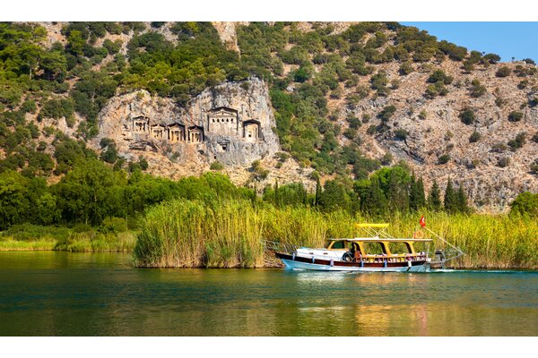 Jet2 adds TUI Musement platform to power in-destination experiences