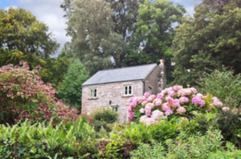 Sykes Holiday Cottages diversifies product with Forest Holidays acquisition